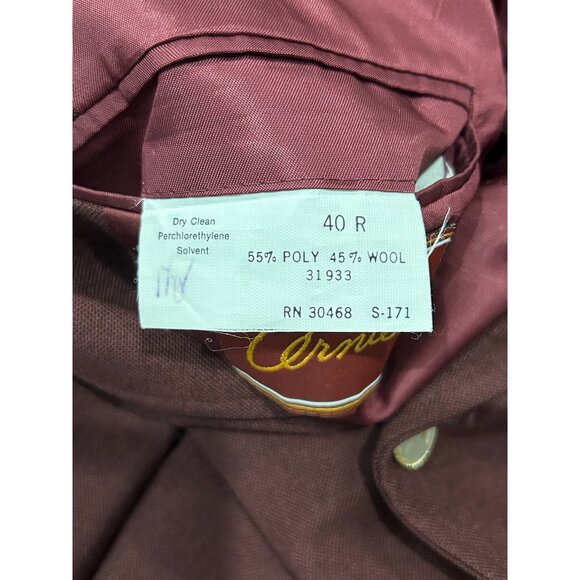 Vintage Arnie Mens Burgundy Blazer 40R Wool Blend Two Button Gold Accents - Picture 6 of 11
